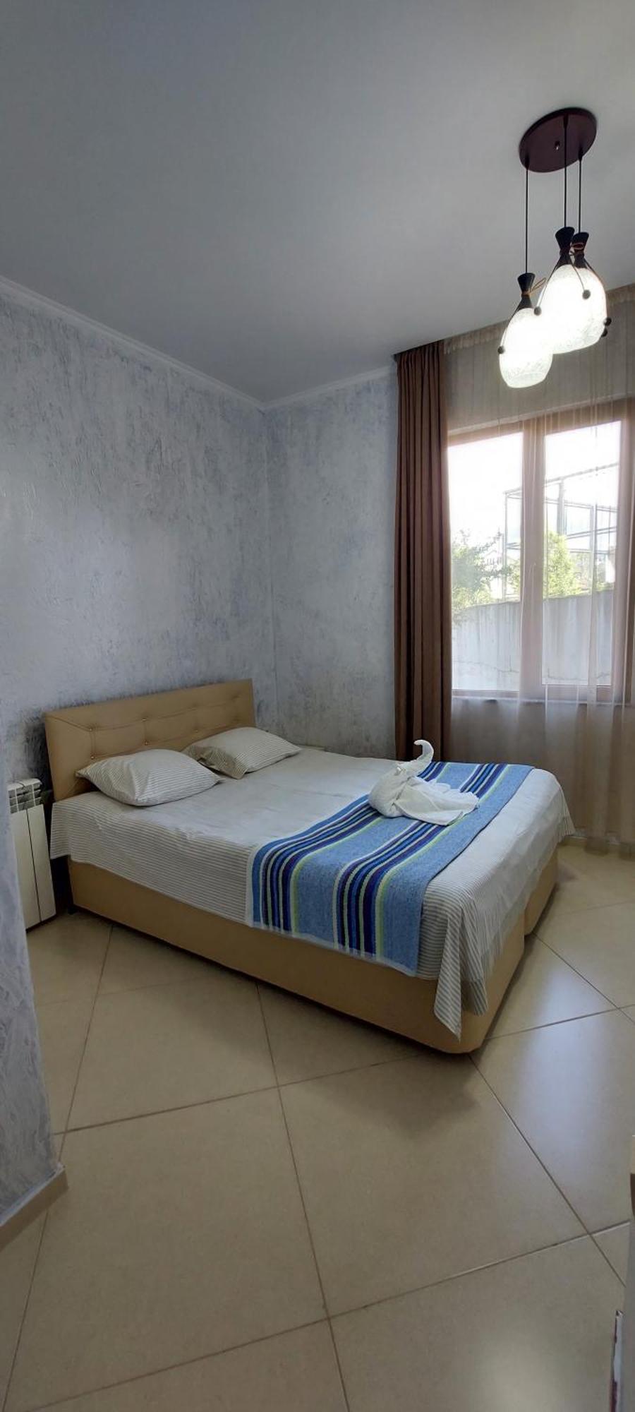 Hotel Ergo Batumi Exterior photo