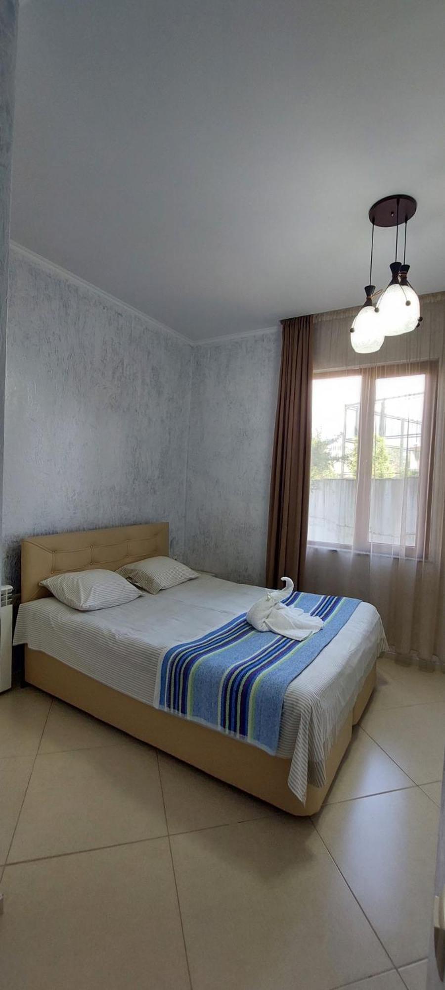 Hotel Ergo Batumi Exterior photo