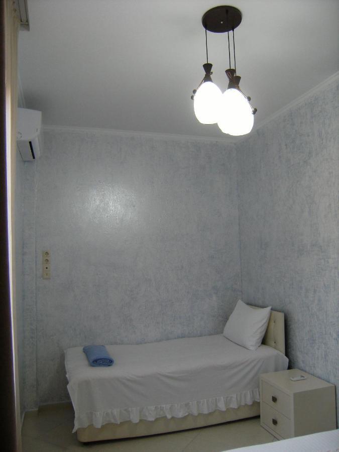 Hotel Ergo Batumi Exterior photo
